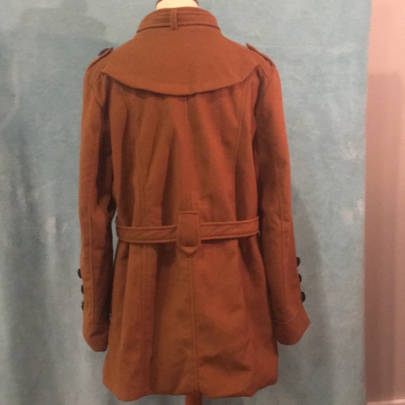 Jacket - Picture 3 of 4